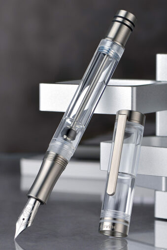 Asvine V200 Titanium Fountain Pen Vacuum Filling, EF/F/M Clear/Black/Rainbow Demonstrator Acrylic with Pen Case and Wrench - Clear, Bock F